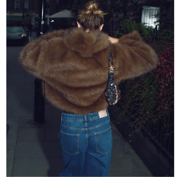 Zara FAUX FUR SHORT COAT - Picture 9 of 16